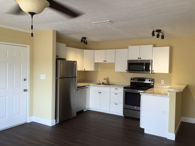 2241 W Pensacola St, Unit 26 in Tallahassee, FL - Foto de edificio - Building Photo