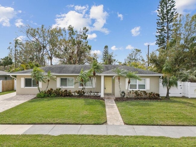 property at 605 Gardenia St