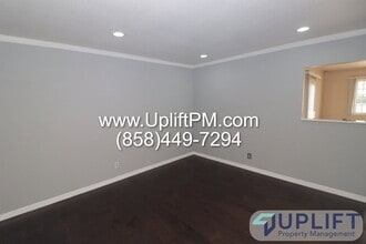 616 Meadowbrook Dr in San Diego, CA - Building Photo - Building Photo