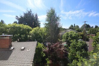 1719 SE Miller St in Portland, OR - Building Photo - Building Photo
