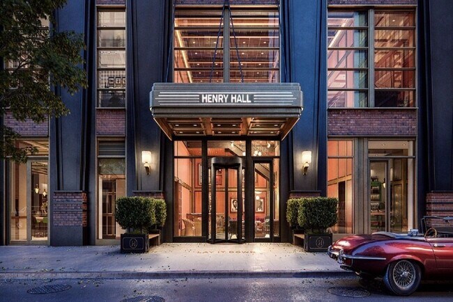 515 W 38th St in New York, NY - Building Photo - Building Photo