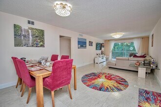 2301 Lucaya Ln in Coconut Creek, FL - Building Photo - Building Photo