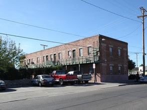 911-919 Chihuahua St in El Paso, TX - Building Photo - Building Photo