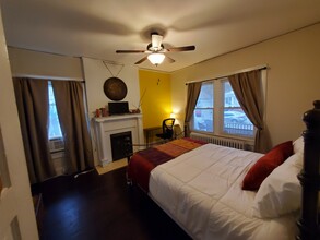 2909 Montrose Ave, Unit 2909A in Richmond, VA - Building Photo - Building Photo