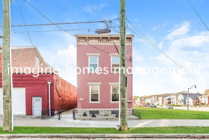 1209 Holman St in Covington, KY - Foto de edificio