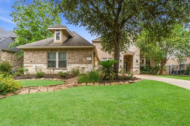 property at 27 N Arrow Canyon Cir