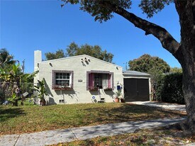 521 NW 48th St in Miami, FL - Building Photo