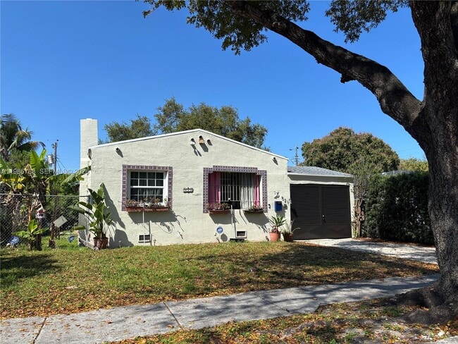 property at 521 NW 48th St