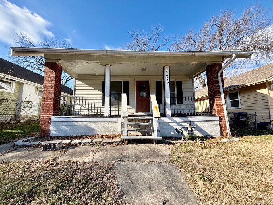 5406 Paseo Blvd in Kansas City, MO - Building Photo