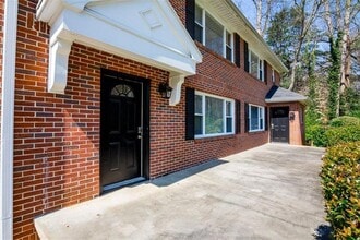 1536 Beech Valley Way NE in Atlanta, GA - Building Photo - Building Photo
