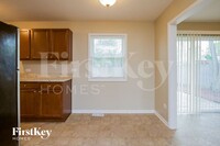 5 Dover Ave in Romeoville, IL - Building Photo - Building Photo