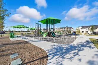 1801 Refuge Wy in Waxahachie, TX - Building Photo - Building Photo