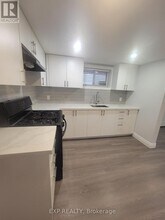 135 Balsam Ave S in Hamilton, ON - Building Photo - Building Photo