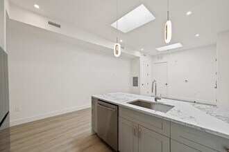 491 Broadway in Bayonne, NJ - Building Photo - Building Photo