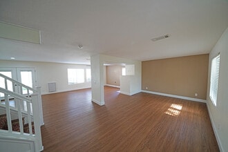 27863 Knight St in Castaic, CA - Building Photo - Building Photo