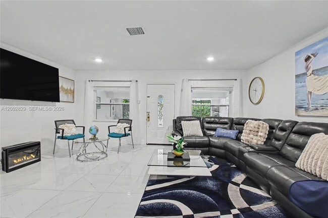 2145 NW 133rd St in Miami, FL - Building Photo - Building Photo