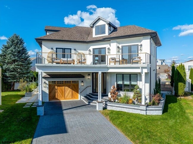 property at 31 Seaside Ct