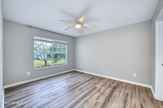 13703 Richmond Park Dr N, Unit 3311 in Jacksonville, FL - Building Photo - Building Photo