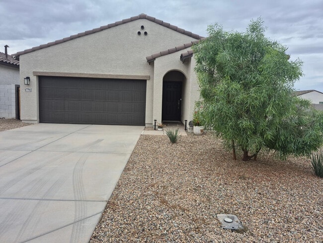 property at 47792 W Mellen Ln