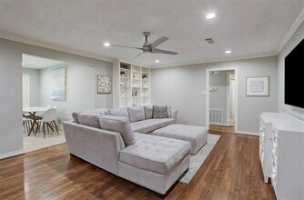 5442 Redstart St in Houston, TX - Building Photo - Building Photo