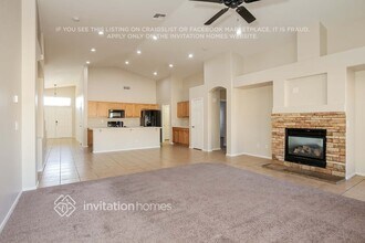 12842 W Windrose Dr in El Mirage, AZ - Foto de edificio - Building Photo