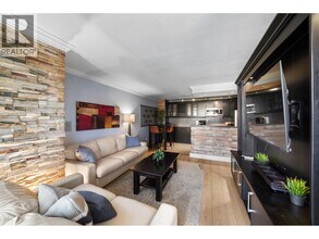 1050 Burrard St in Vancouver, BC - Building Photo - Building Photo