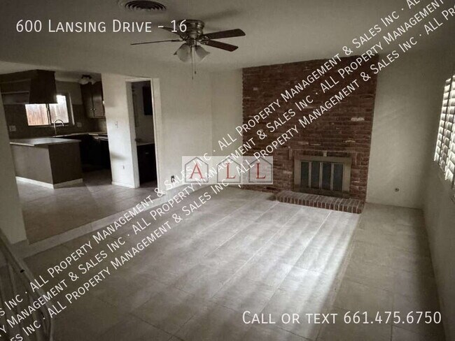 600 Lansing Dr in Bakersfield, CA - Building Photo - Building Photo