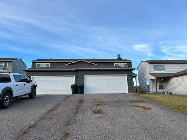 1985 Greatview Dr in Kalispell, MT - Foto de edificio