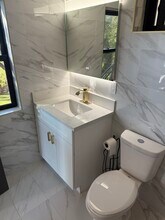 2315 Loma Vista Pl in Los Angeles, CA - Foto de edificio - Building Photo