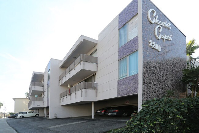 Cheviot House in Los Angeles, CA - Building Photo - Building Photo