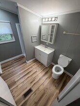 214 Magnolia Way in Asheville, NC - Building Photo - Building Photo