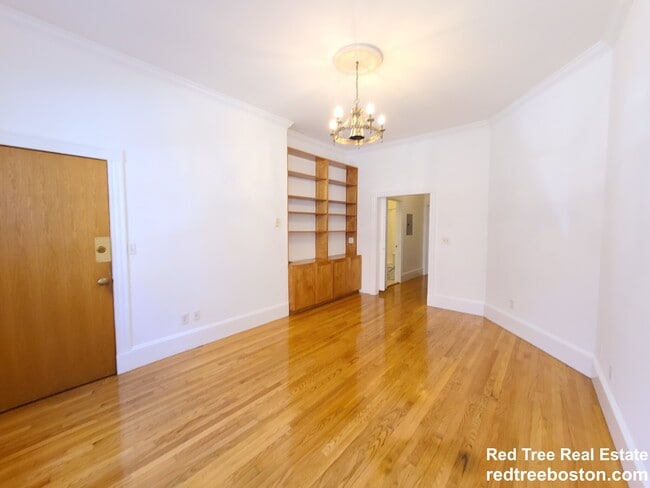 88 W Cedar St, Unit A in Boston, MA - Foto de edificio - Building Photo