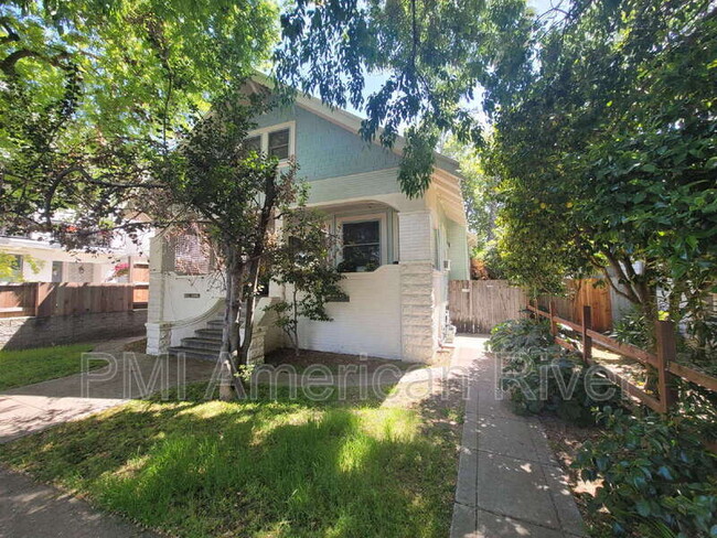 1218 U St in Sacramento, CA - Building Photo - Building Photo