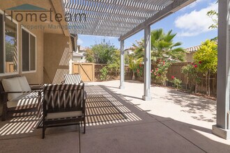 1549 Hunters Glen Ave in Chula Vista, CA - Foto de edificio - Building Photo