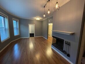738 W California Ter, Unit #2 in Chicago, IL - Building Photo - Building Photo