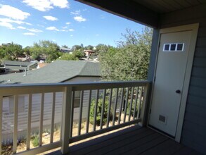 330 S Alarcon St in Prescott, AZ - Foto de edificio - Building Photo