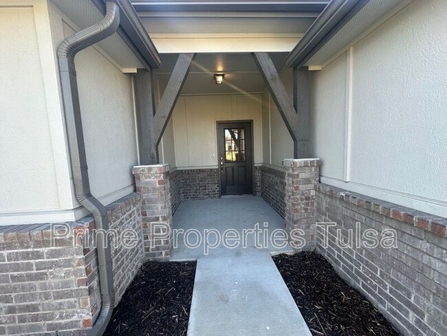 13143 S 72nd E Ave in Bixby, OK - Building Photo - Building Photo