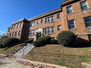 5524 8th St NW in Washington, DC - Building Photo - Building Photo