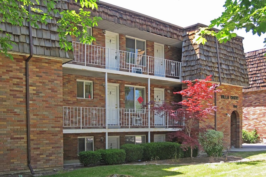 Villa Darvi Apartments in Salt Lake City, UT - Building Photo