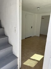 220 W D St in Tehachapi, CA - Building Photo - Building Photo