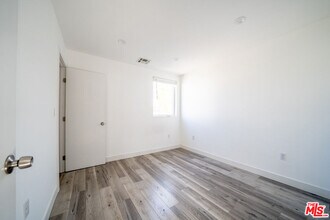 5746 Elmer Ave in Los Angeles, CA - Building Photo - Building Photo