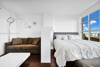 3451 NE 1st Ave in Miami, FL - Foto de edificio - Building Photo