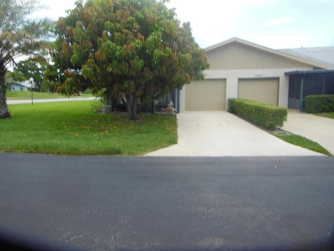 property at 5475 Glenda St