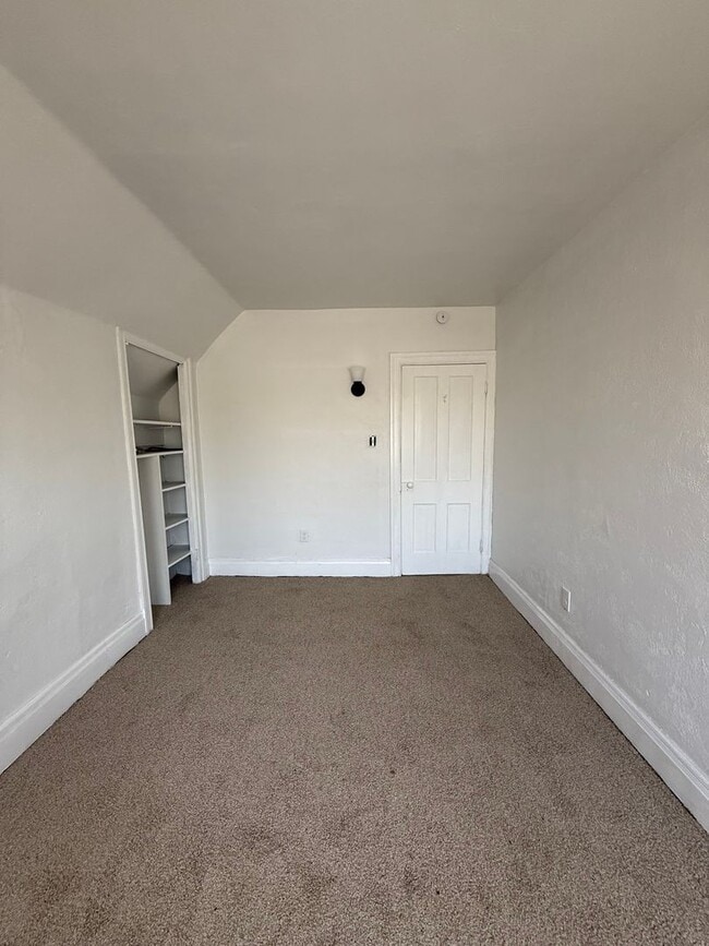 property at 108 Romeyn St