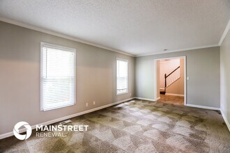 11847 W 99th Terrace in Overland Park, KS - Foto de edificio - Building Photo