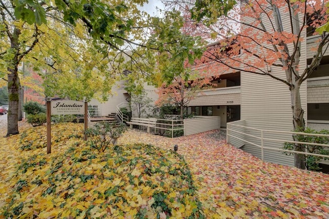 property at 3055 80th Ave SE