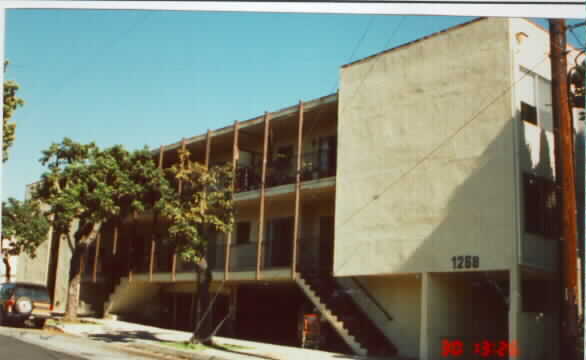 7556 Fountain Ave in West Hollywood, CA - Building Photo