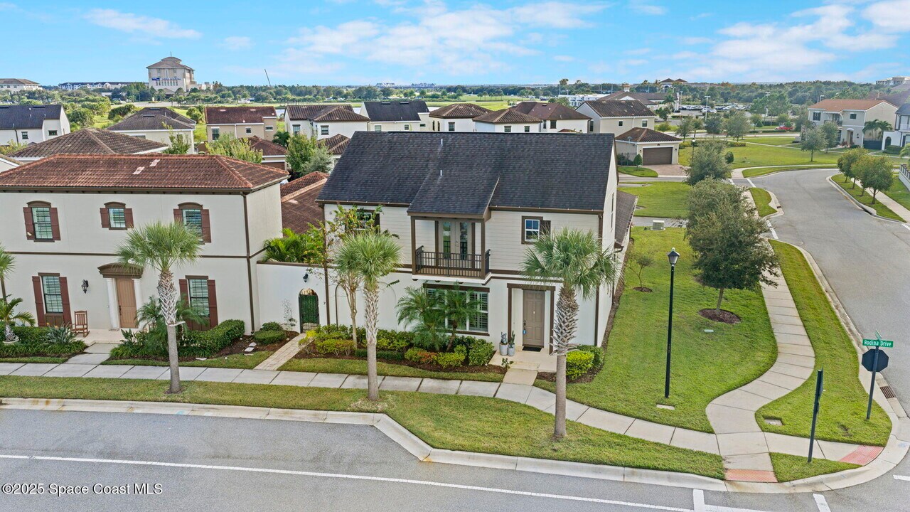 2453 Rodina Dr in Melbourne, FL - Building Photo