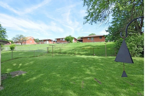 4286 Selby Ct in Cheviot, OH - Foto de edificio - Building Photo