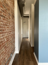 148 W Broadway, Unit 2 in Council Bluffs, IA - Foto de edificio - Building Photo